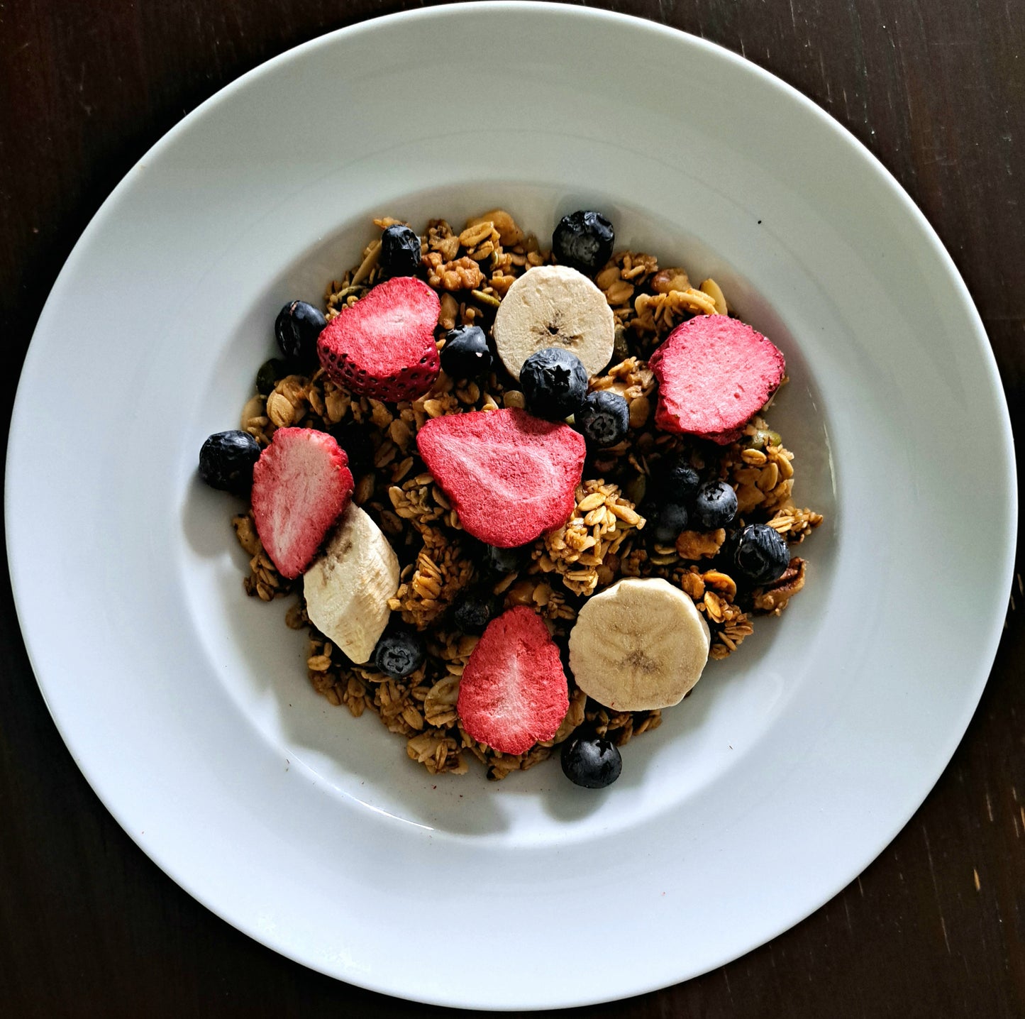 Granola and Berries - Freeze Dried